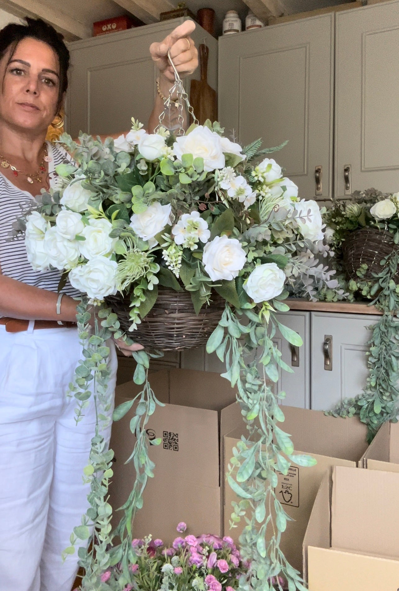 “TAYWELL“ Luxury artificial hanging basket (FREE P&P)