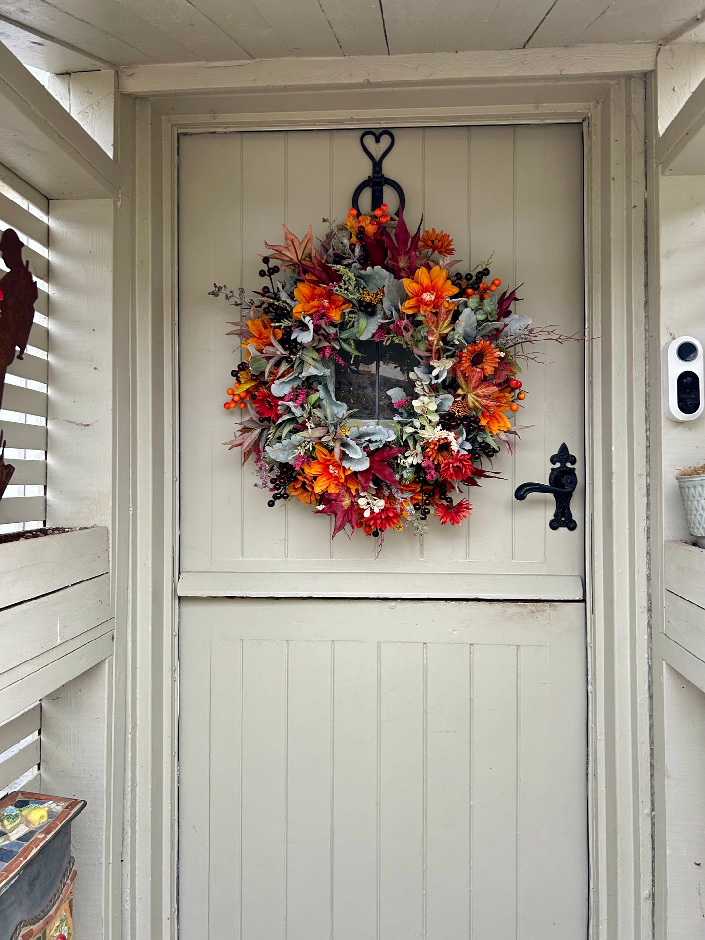 “MARLEY” ready to post ARTIFICIAL wreath (FREE P&P)
