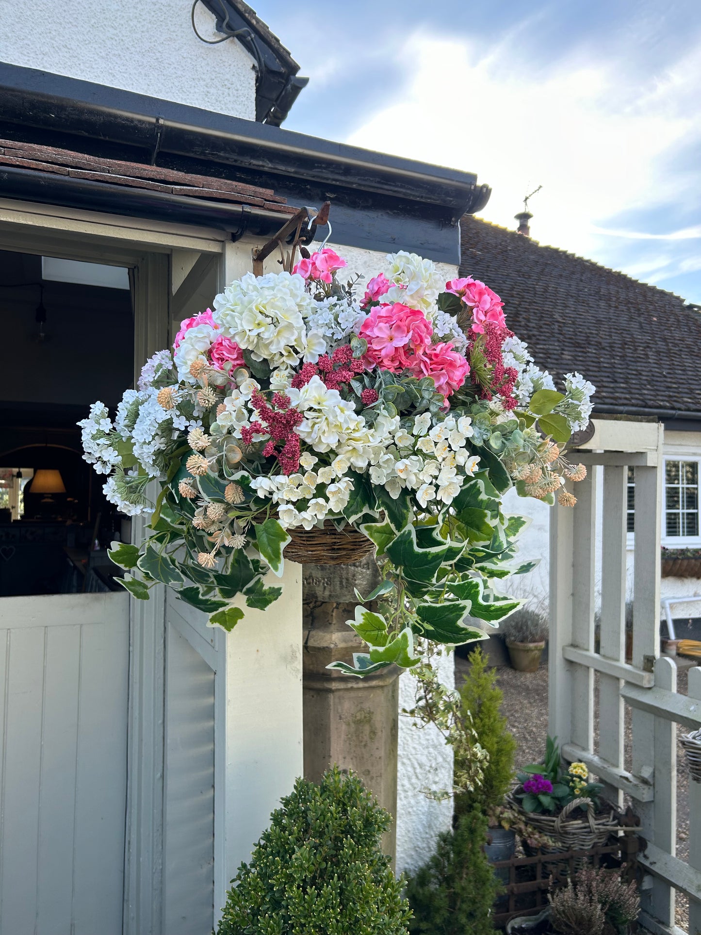 “ROSIE” Spring summer Luxury artificial hanging basket (FREE P