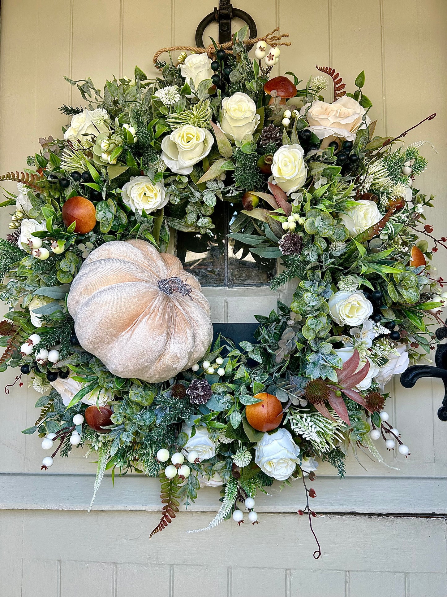 “ASHLEY” winter ARTIFICIAL wreath (FREE P&P)