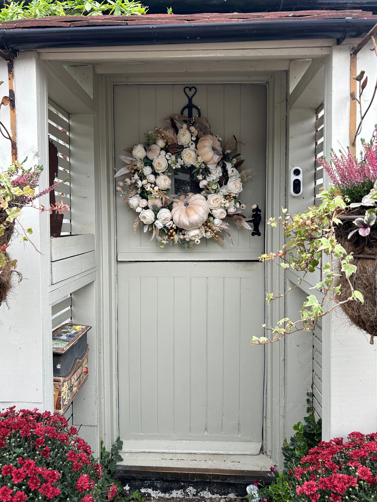 “BARLEY” Autumn ready to post artificial wreath (FREE P&P)