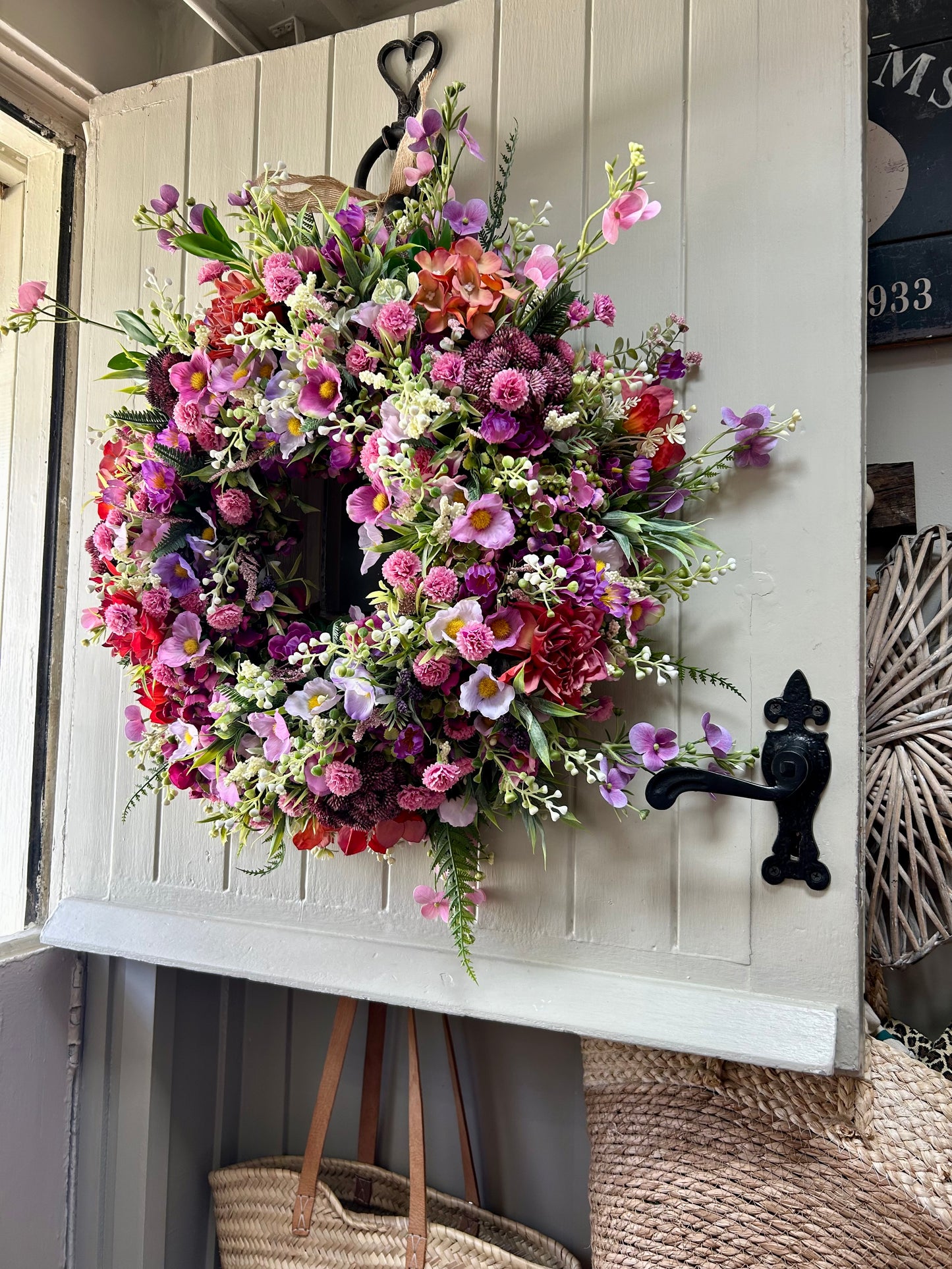 “HARTLEY” ARTIFICIAL wreath (FREE P&P