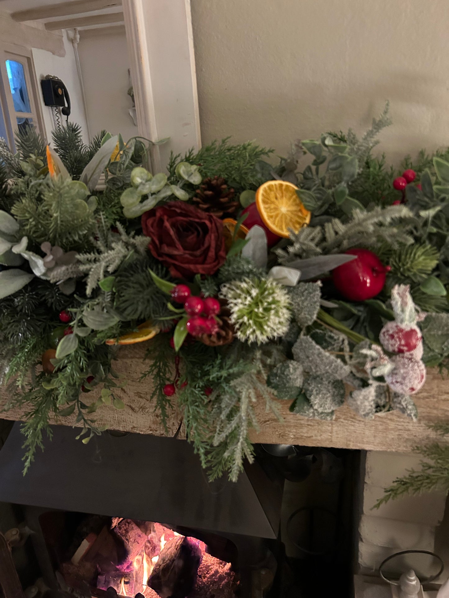 “FESTIVE BERRY” Christmas garland (FREE P&P)