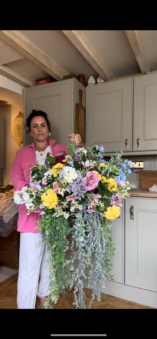 “Dream” Luxury artificial hanging basket (FREE P&P)
