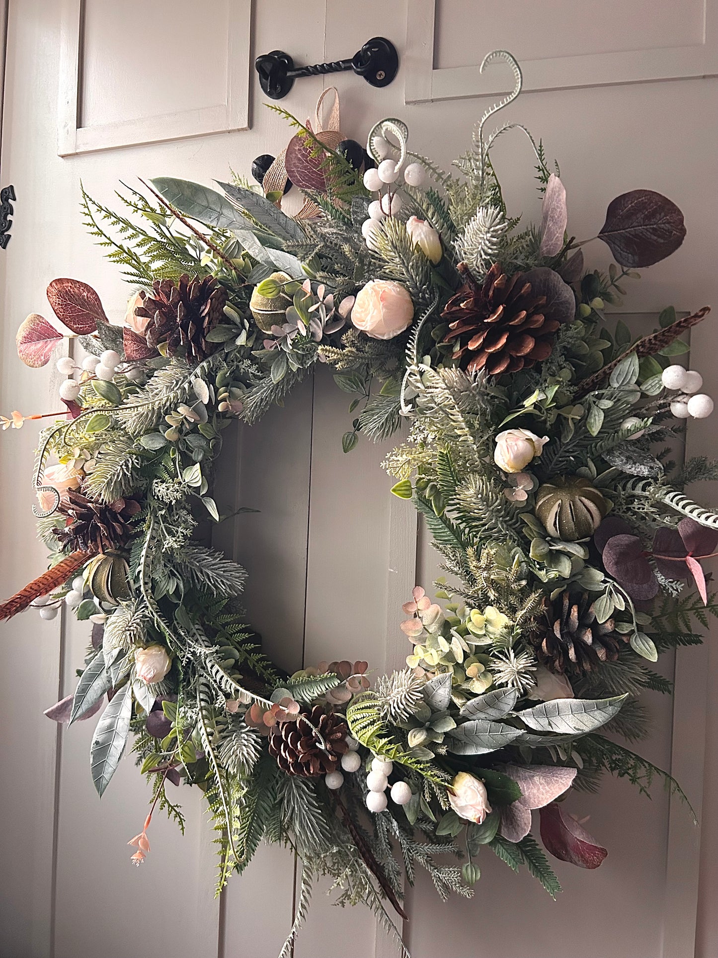 “ALICE' artificial winter faux Wreath