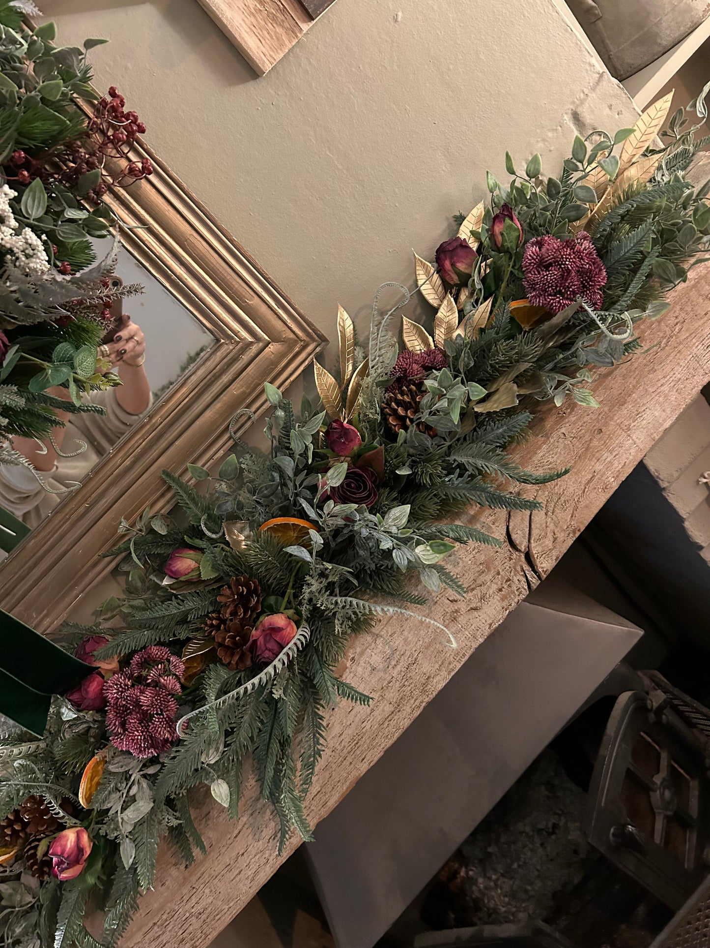 “DUCHESS” Christmas garland (FREE P&P)