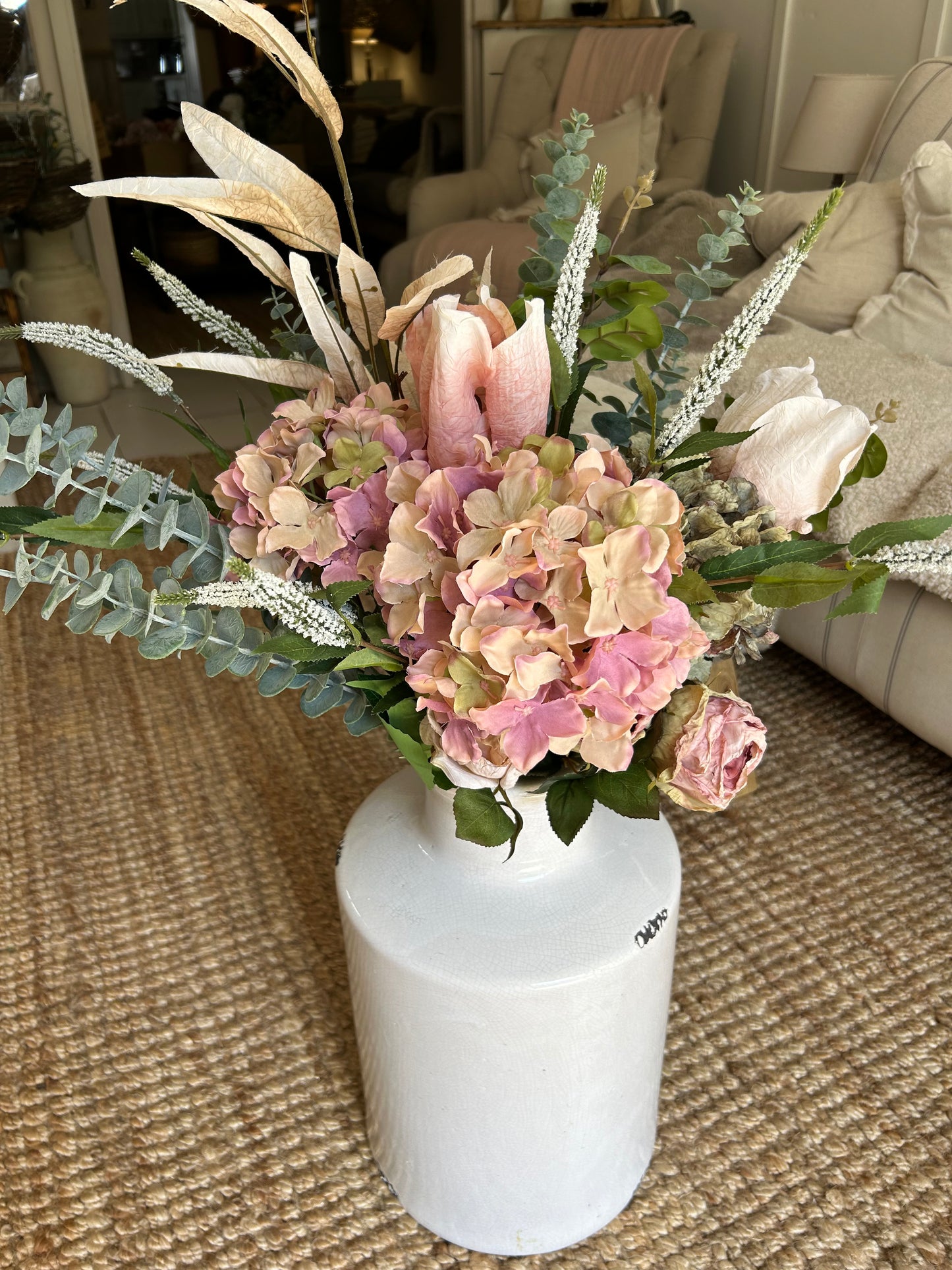 “PIPPA” Luxury bouquet free P&P