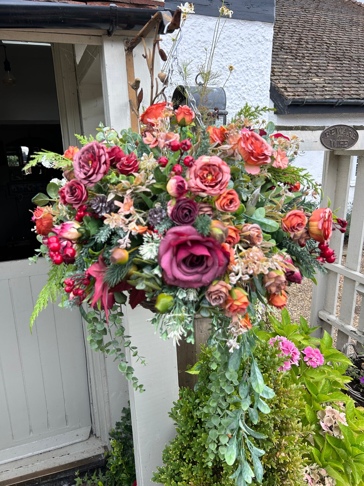 “ELOUISE” Luxury artificial hanging basket (FREE P&P)