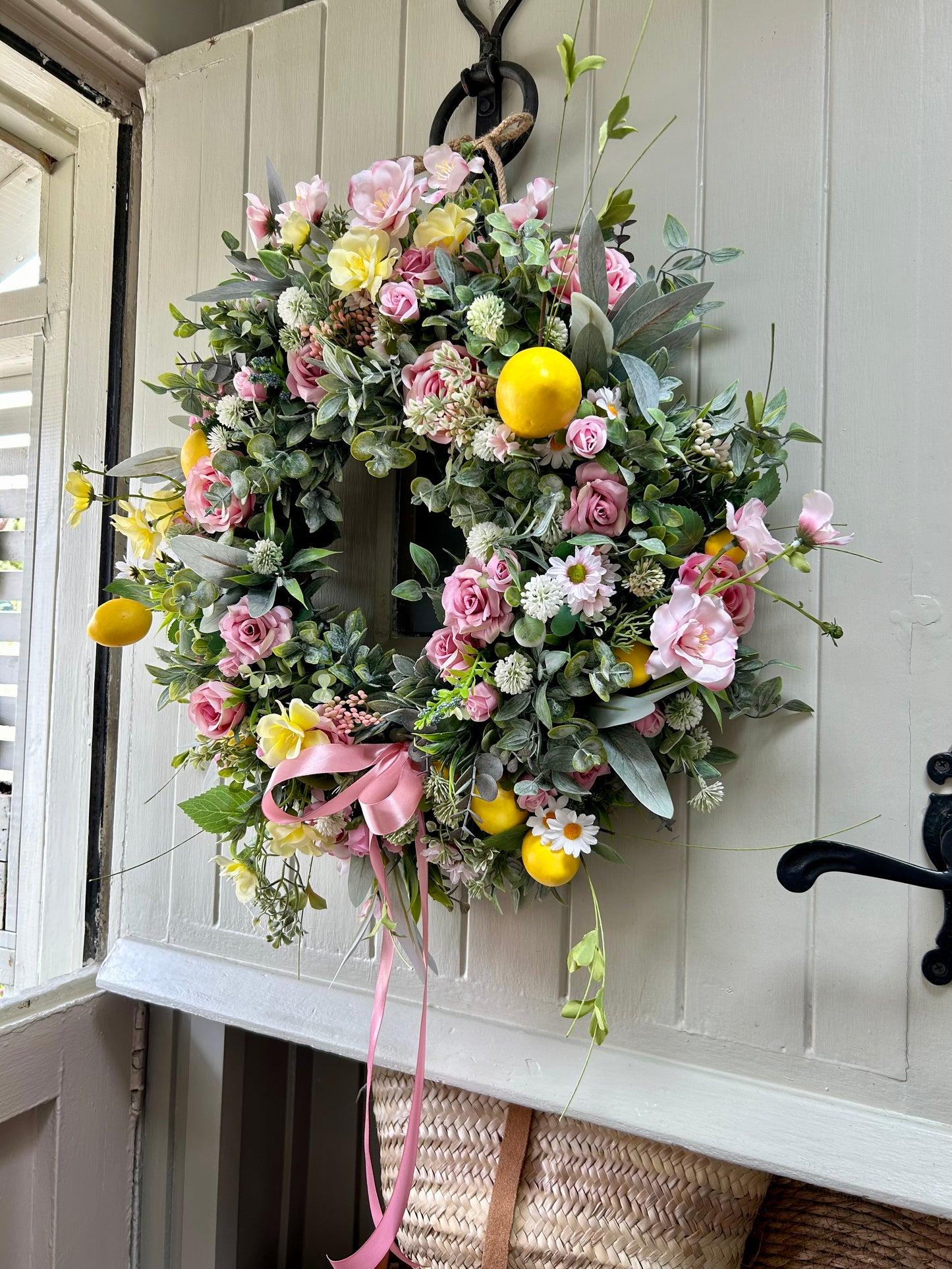 “CAPRICE” lemon faux wreath ready to post (FREE P&P)