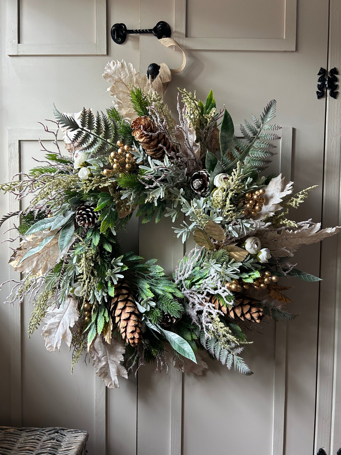 “WINTER FOREST” Christmas wreath (FREE P&P)