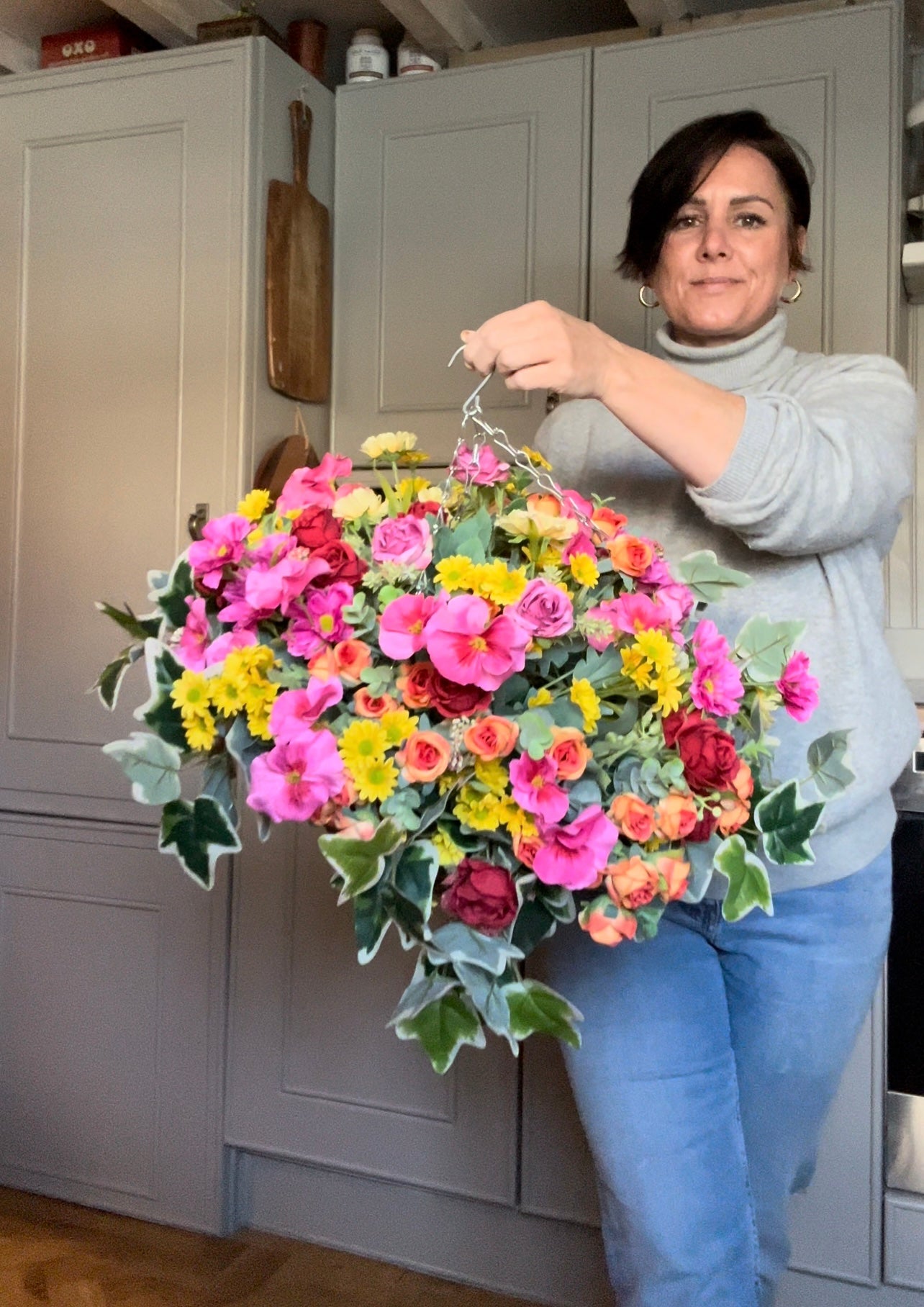 “Blooming” basket Luxury artificial hanging basket (FREE P&P)