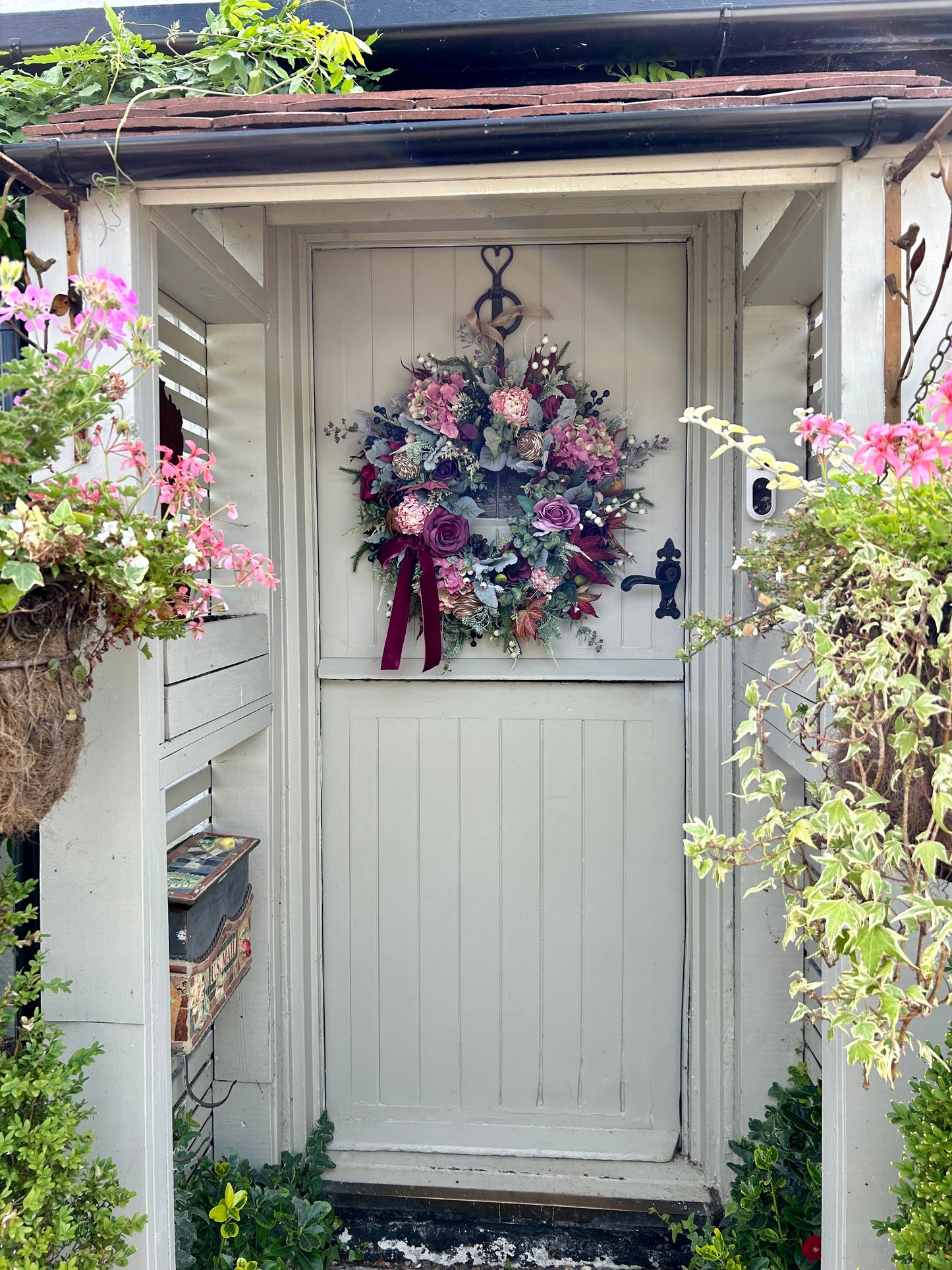 “CAROL” Winter artificial wreath (FREE P&P)