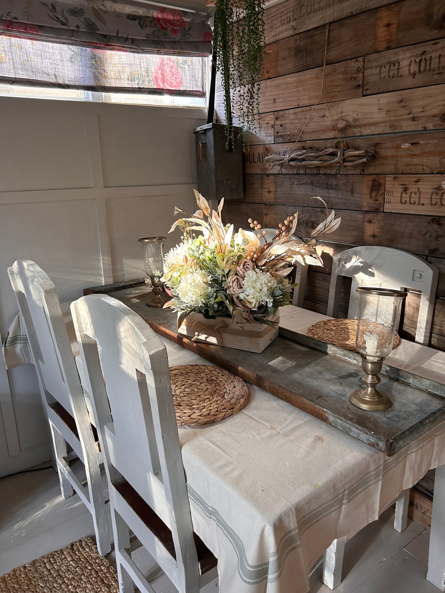 rustic  (TROUGH FLOWER BOX) FREE P&P