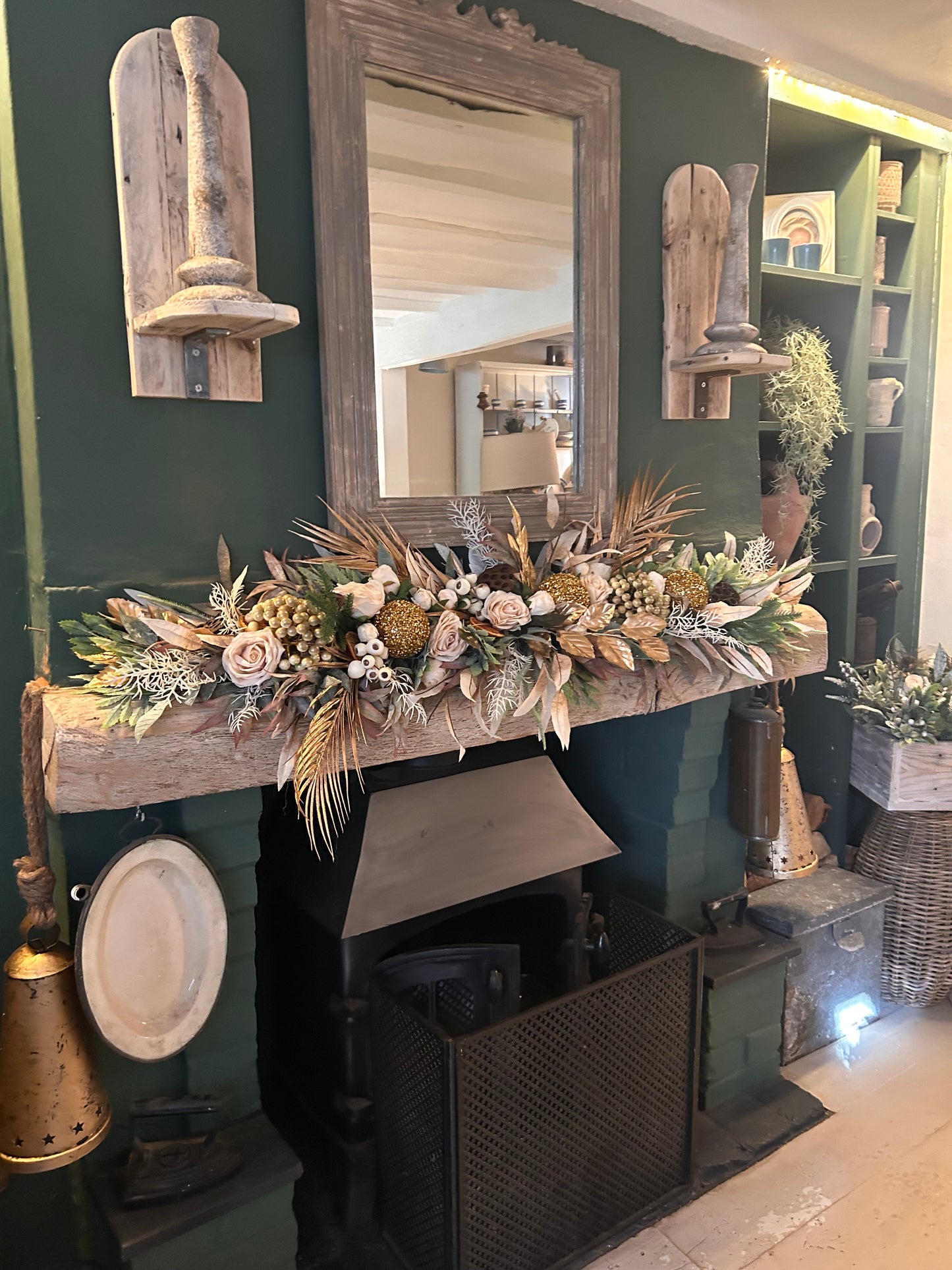 “GOLD SPICE” Christmas garland (FREE P&P)