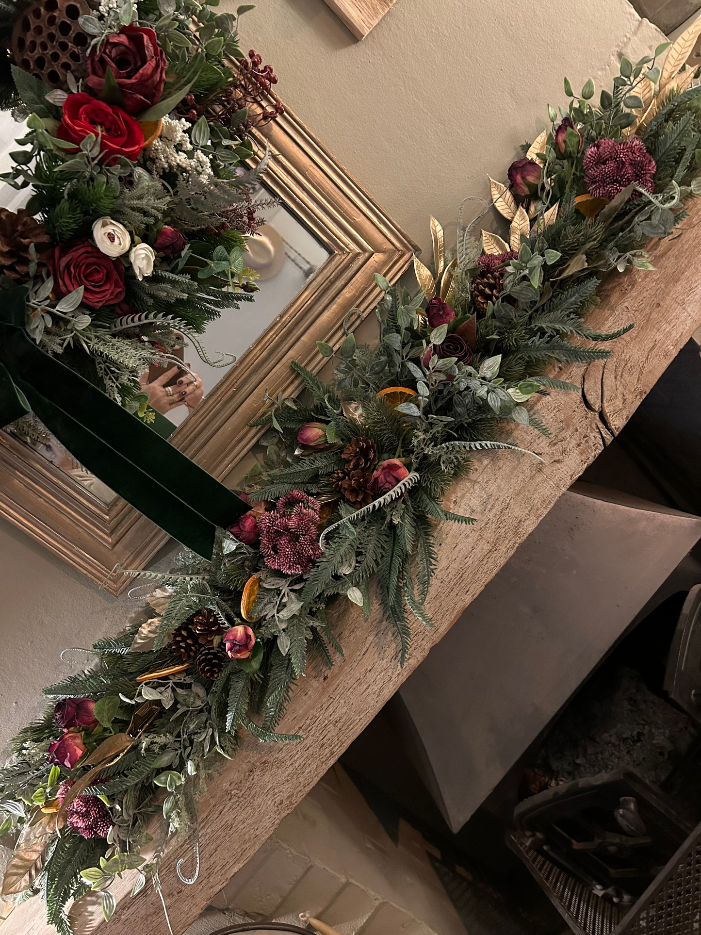 “DUCHESS” Christmas garland (FREE P&P)