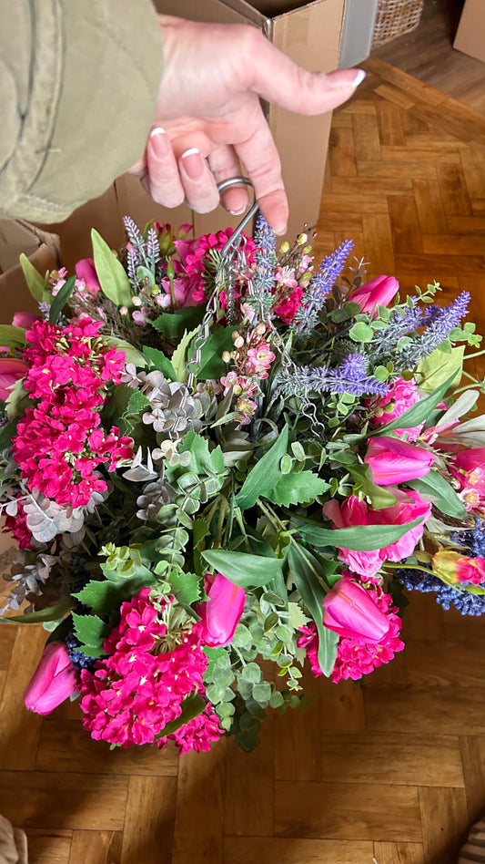 “JULIA” Luxury artificial hanging basket (FREE P&P)