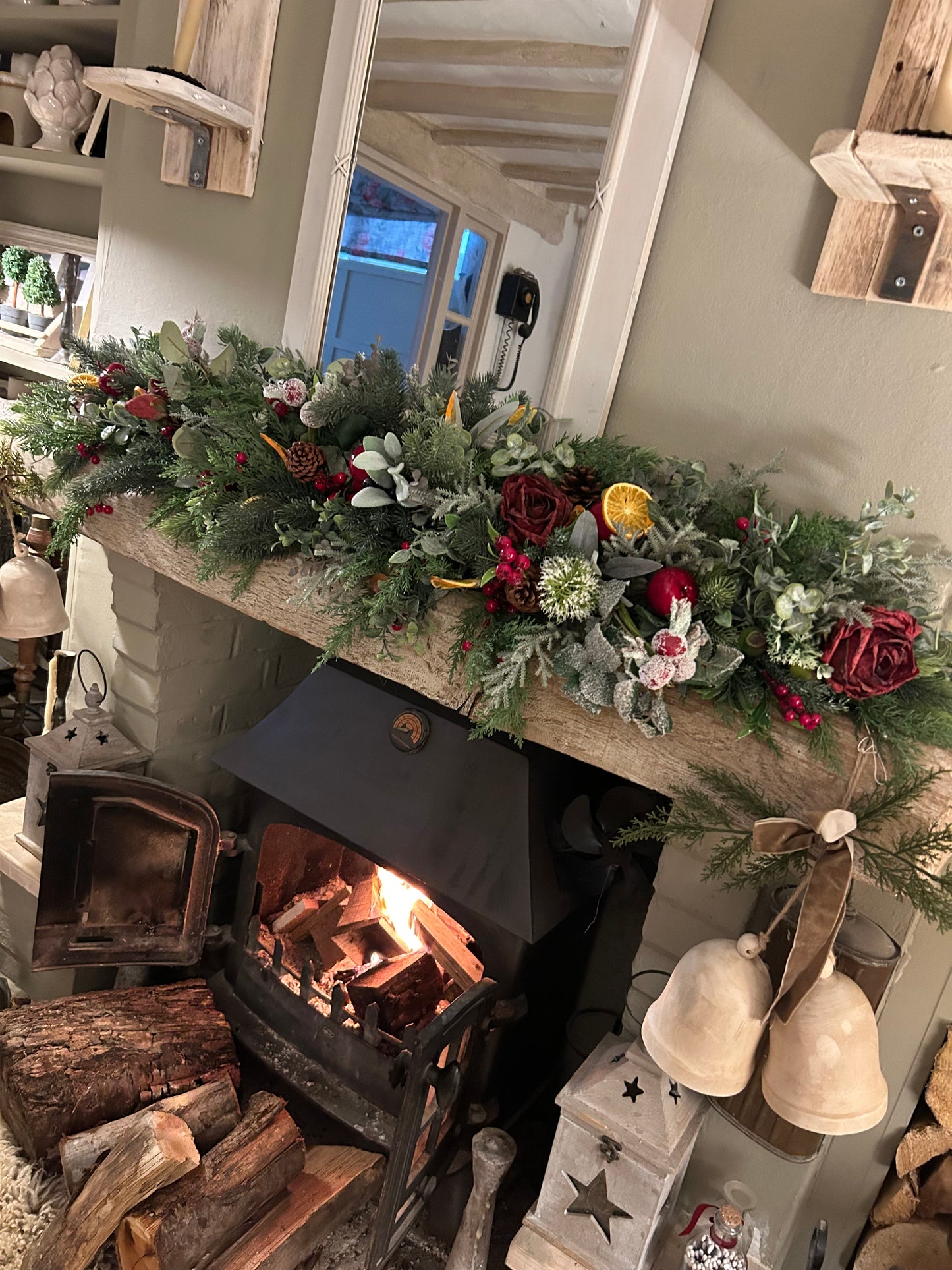 “FESTIVE BERRY” Christmas garland (FREE P&P)