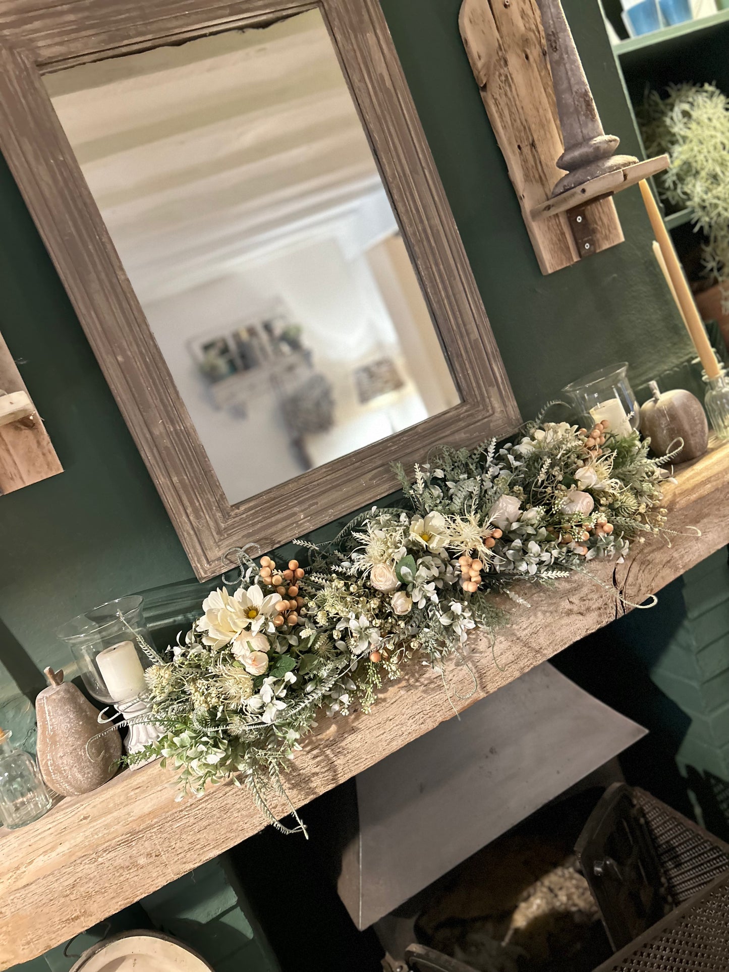 “BARLEY” garland FREE P&P)