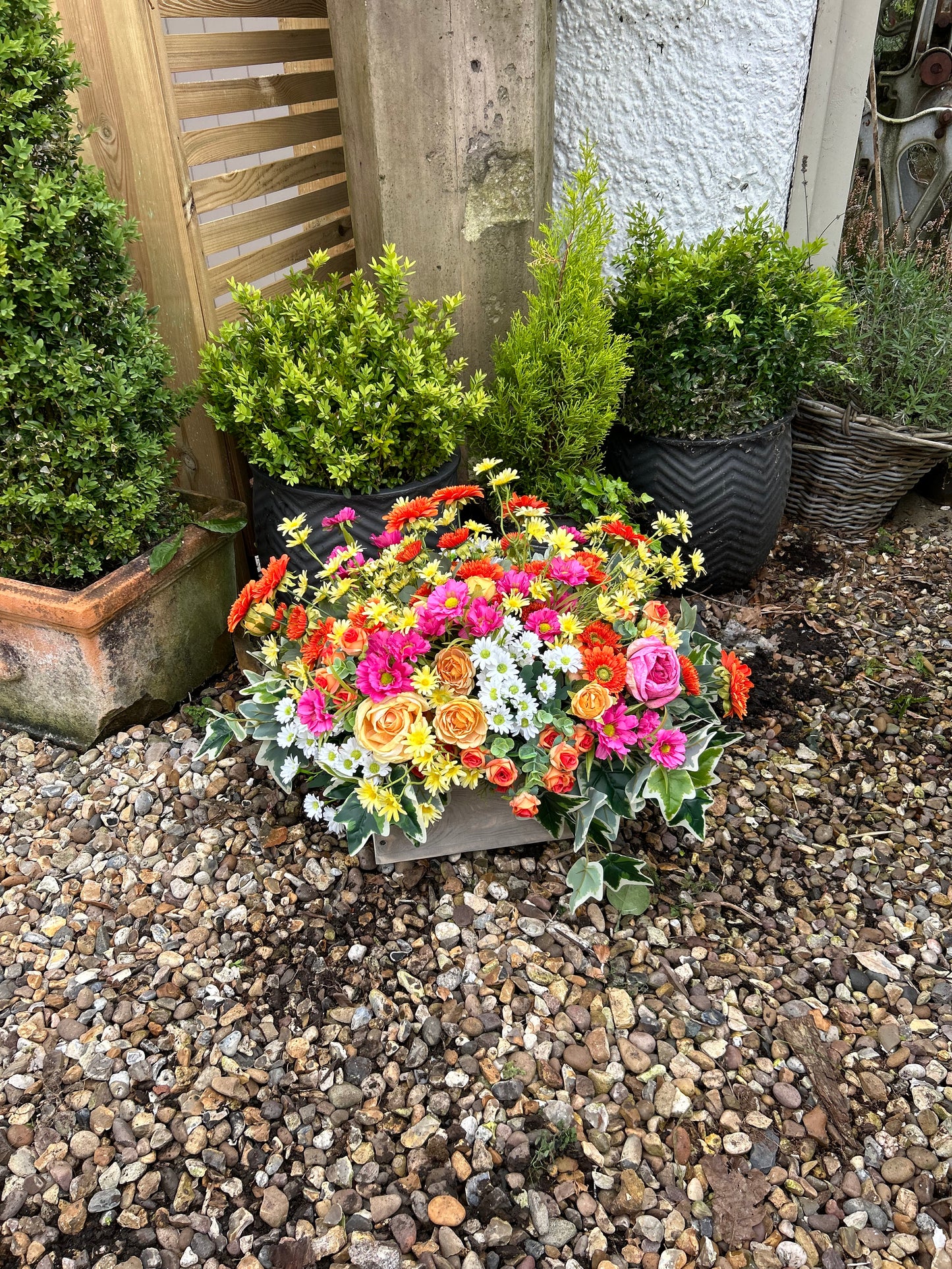 Summer rustic (TROUGH FLOWER BOX) FREE P&