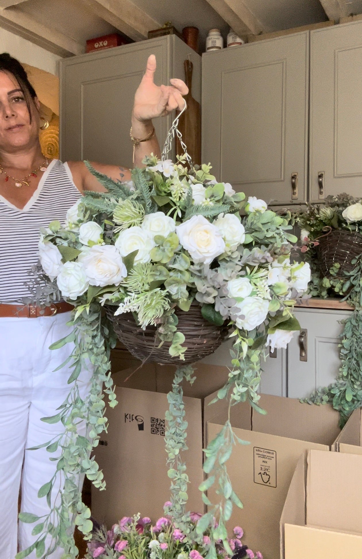“TAYWELL“ Luxury artificial hanging basket (FREE P&P)