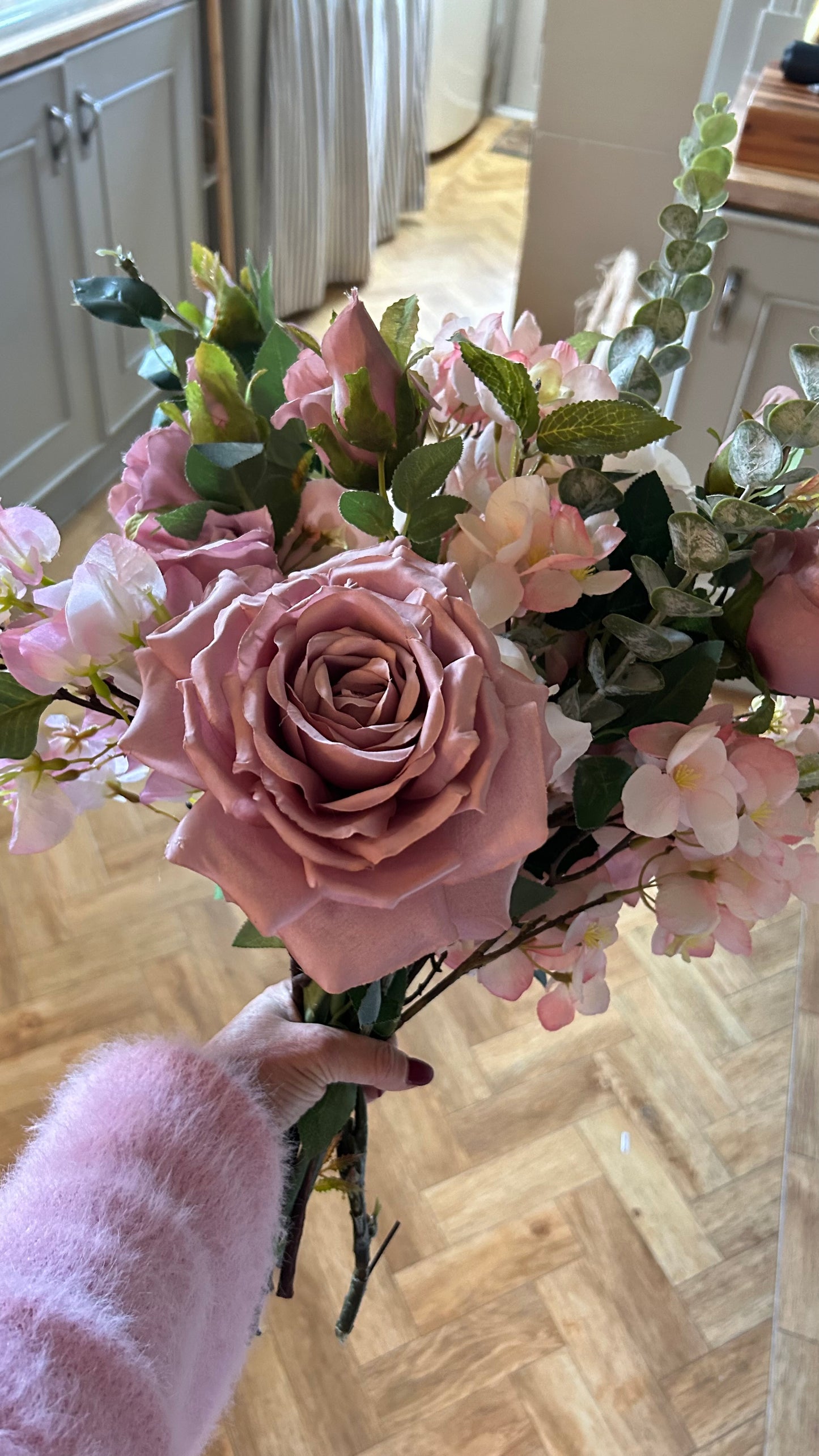 Bouquet ready to post free P&P