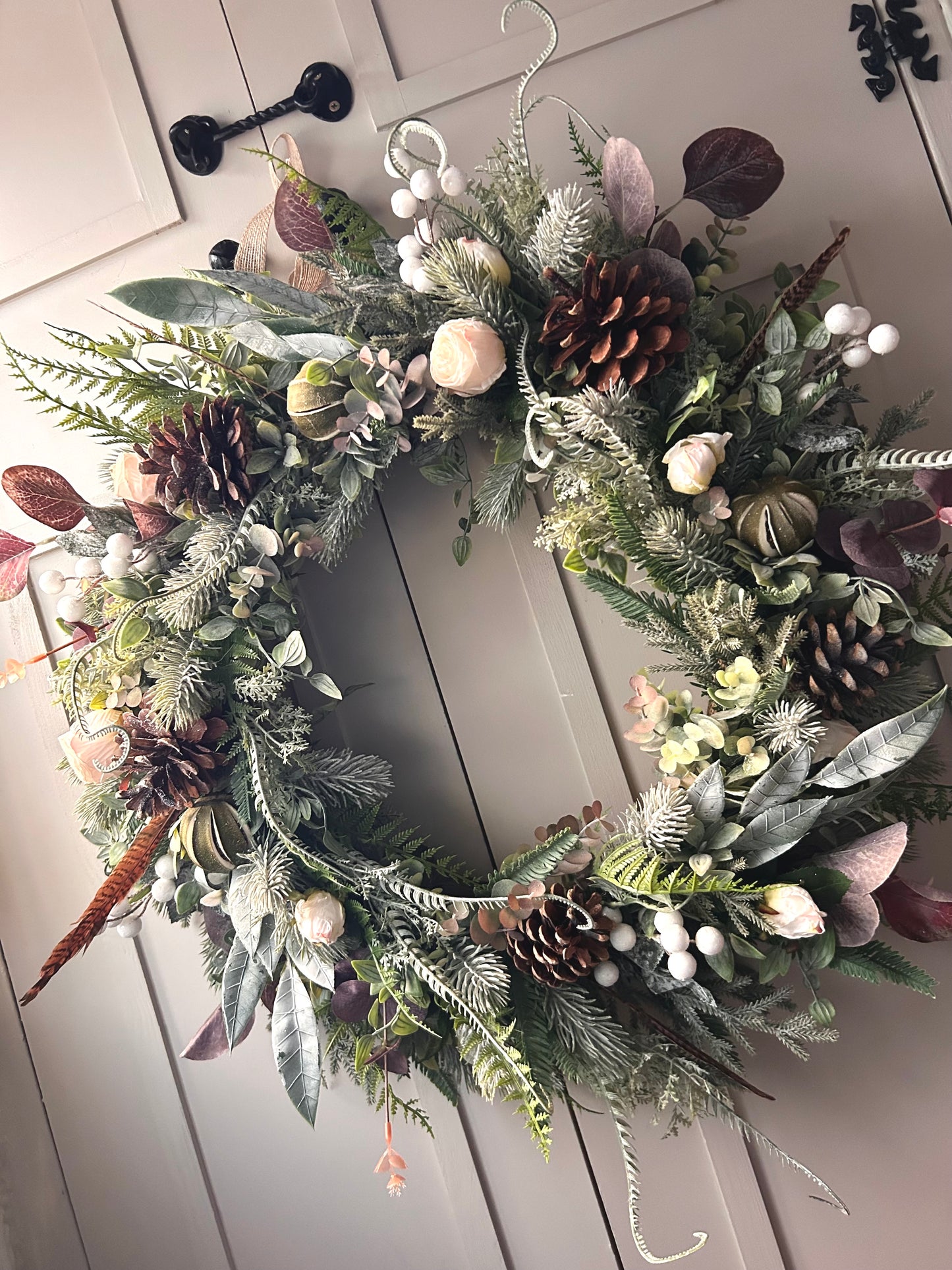 “ALICE' artificial winter faux Wreath