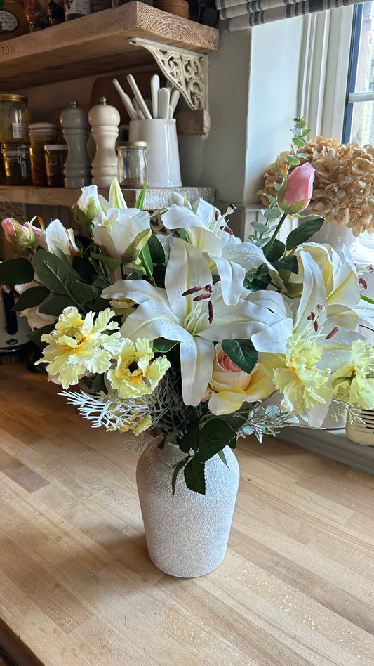 Bouquet ready to post free P&P