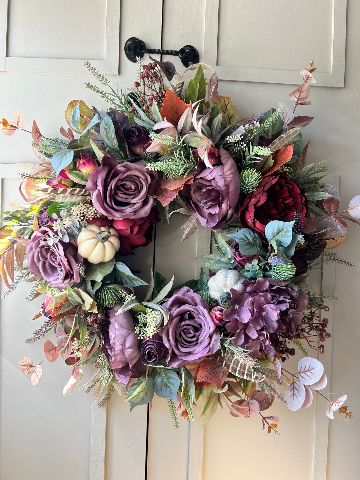 “MIDNIGHT LADY” artificial autumn and winter wreath (FREE P&P)