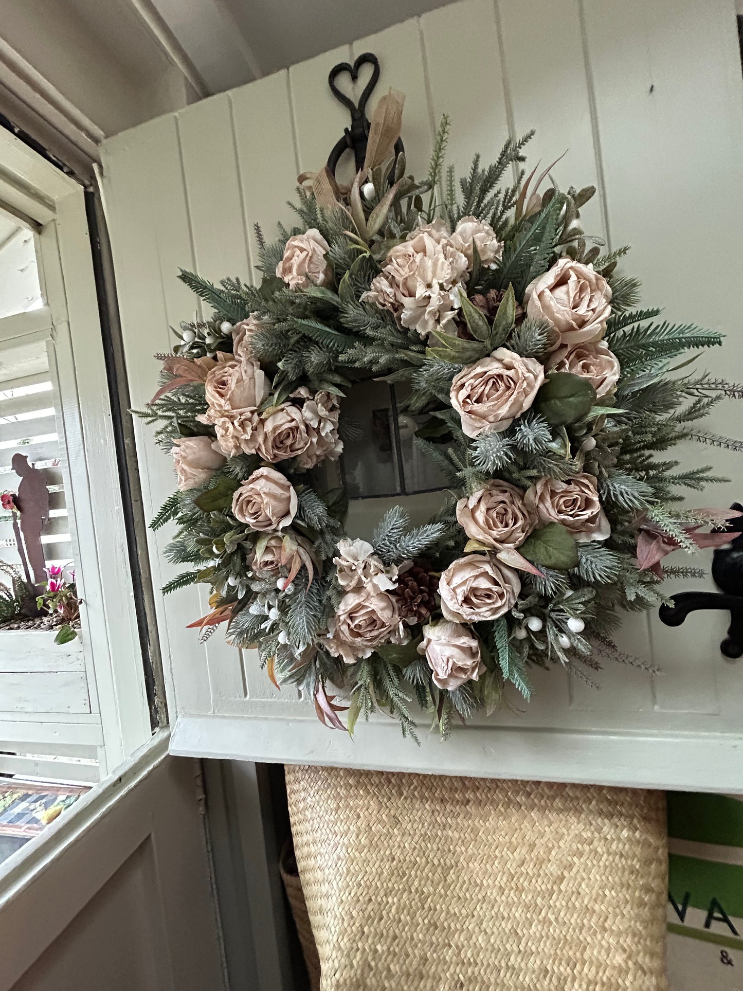 “CHRISTMAS OATS” artificial wreath (FREE P&P)