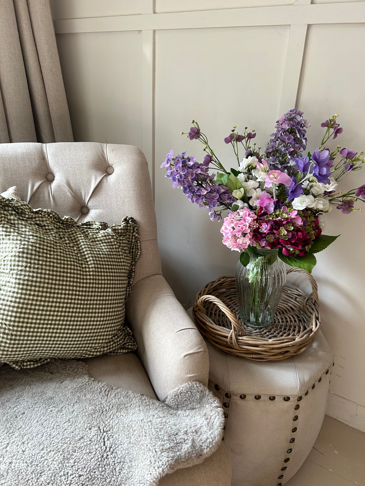 “FAYE” Spring summer bouquet with glass vase & free P&P