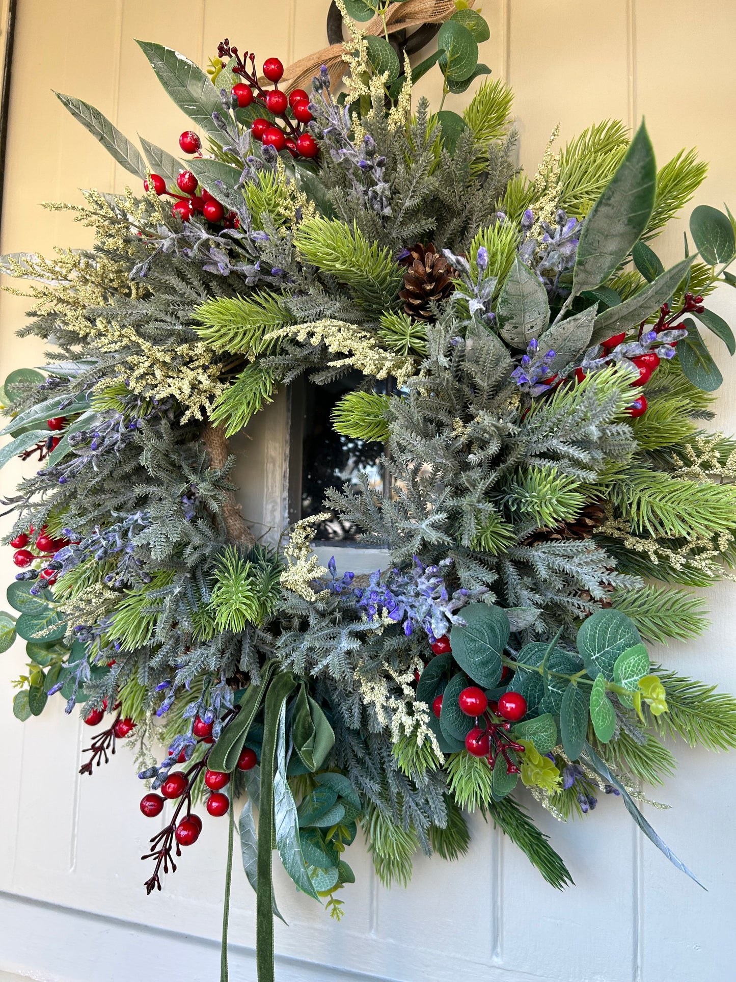 “NORTON” winter/ christmas artificial wreath (FREE P&P)