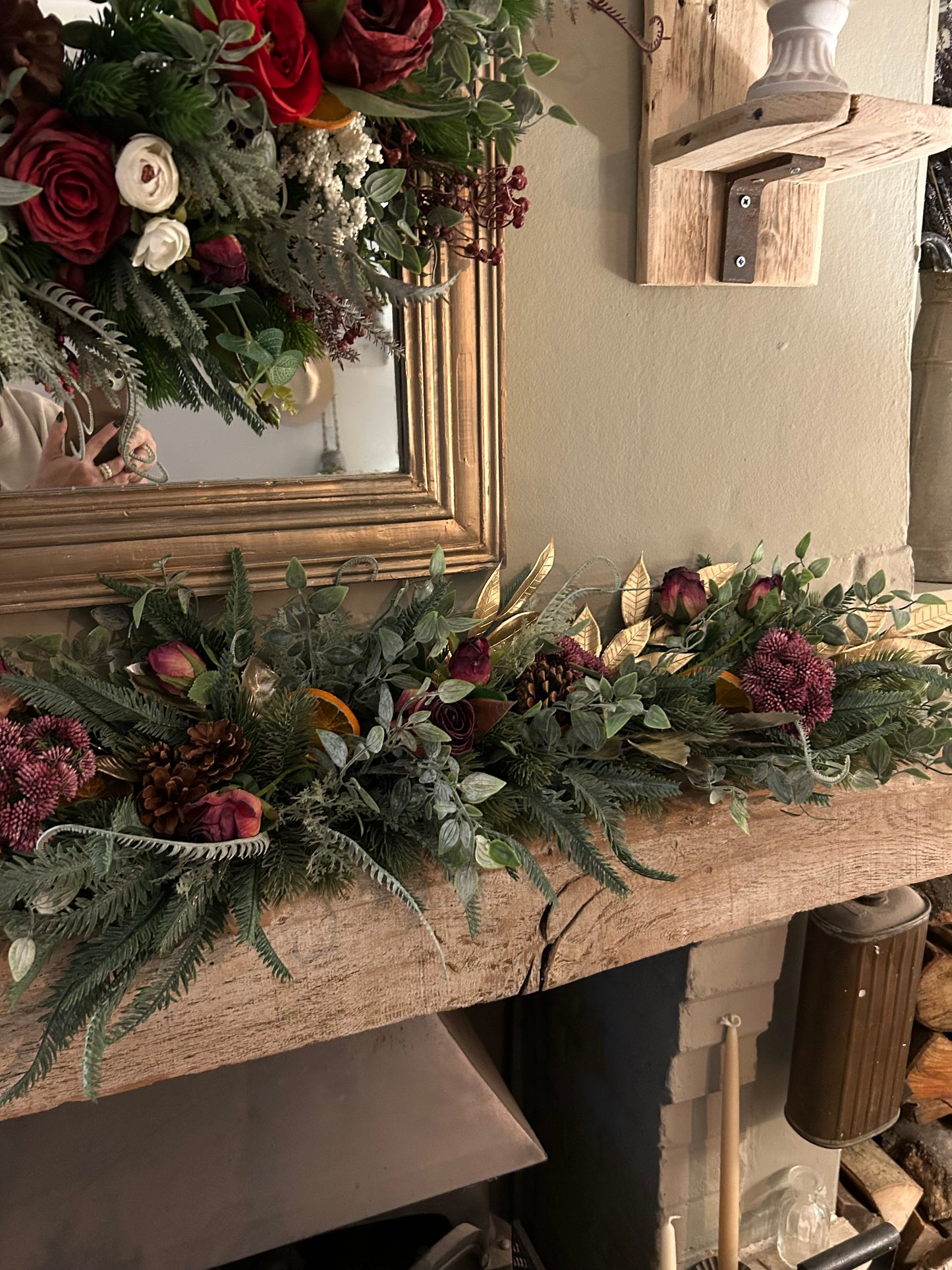 “DUCHESS” Christmas garland (FREE P&P)