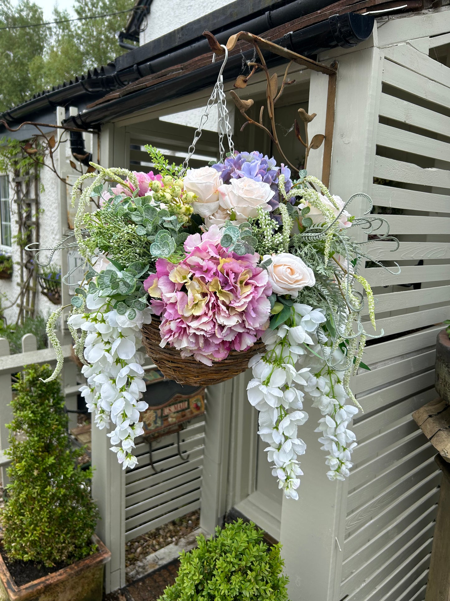 “SLOANE” summer Luxury artificial hanging basket (FREE P&P)