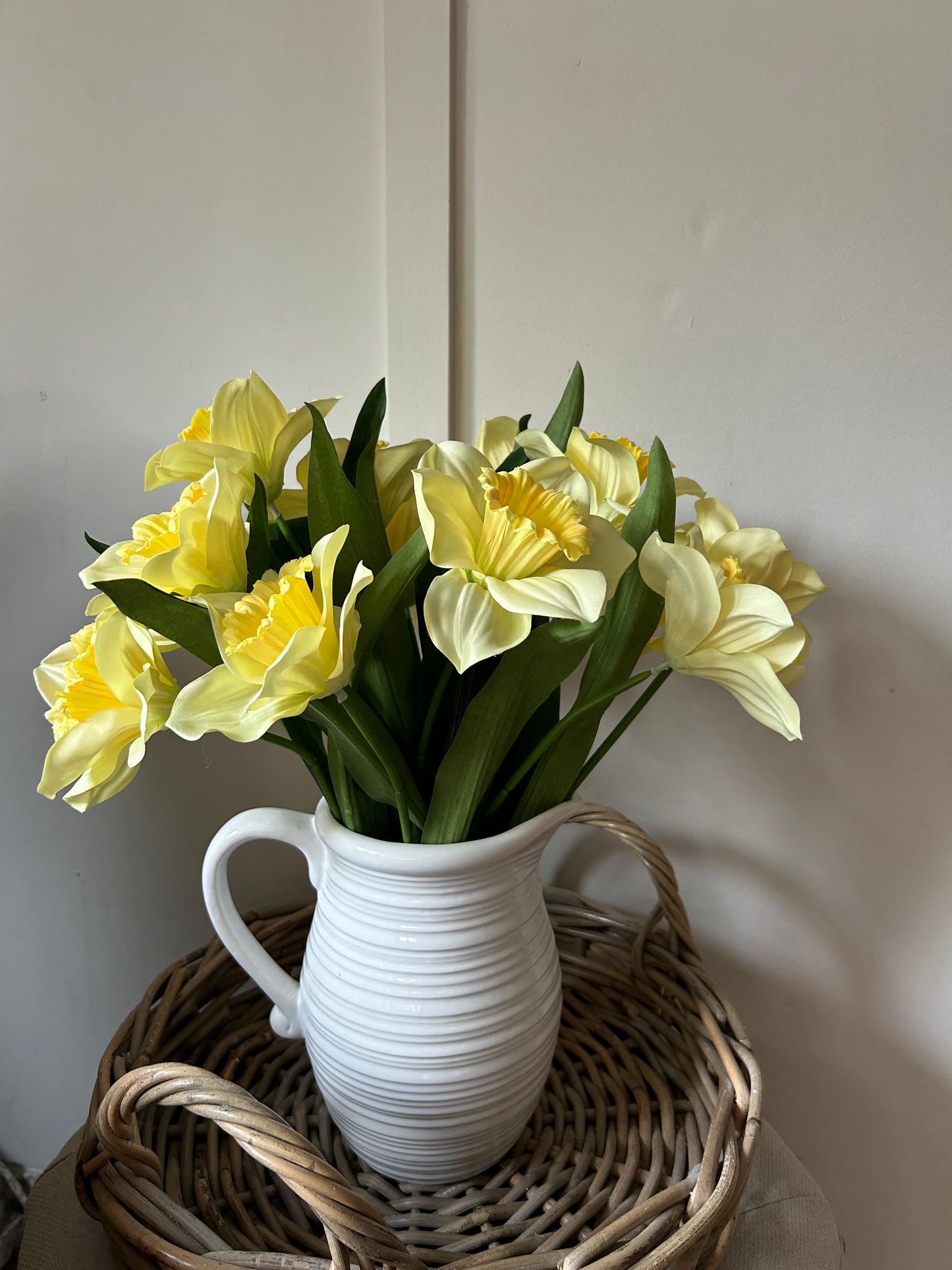 Daffodil NEW Spring summer bouquet with jug vase & free P&P low stock