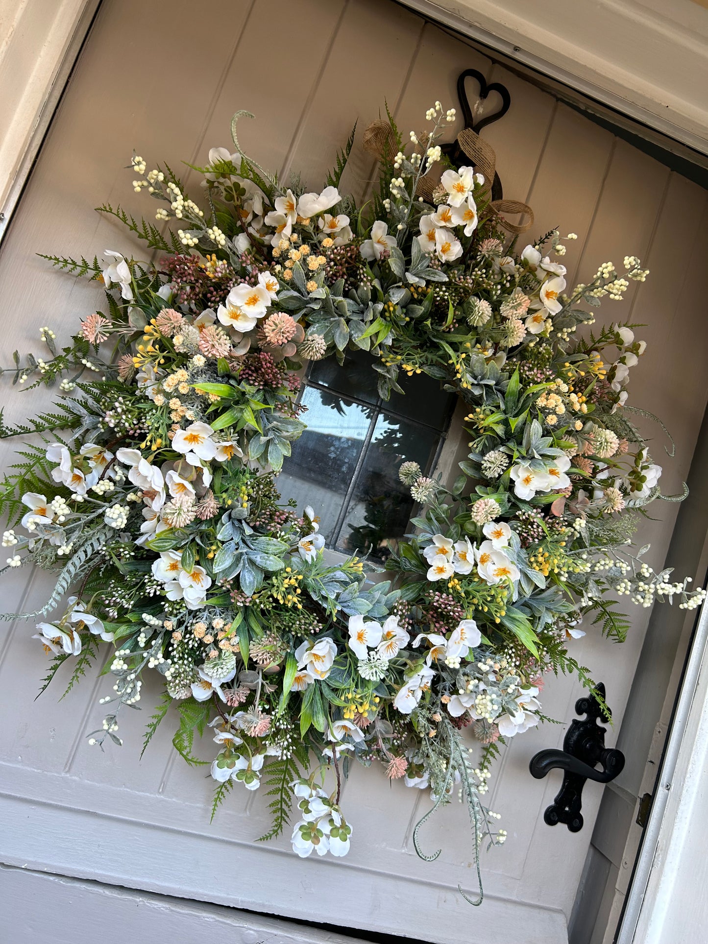 “CATHERINE” best selling faux wreath (FREE P&P)