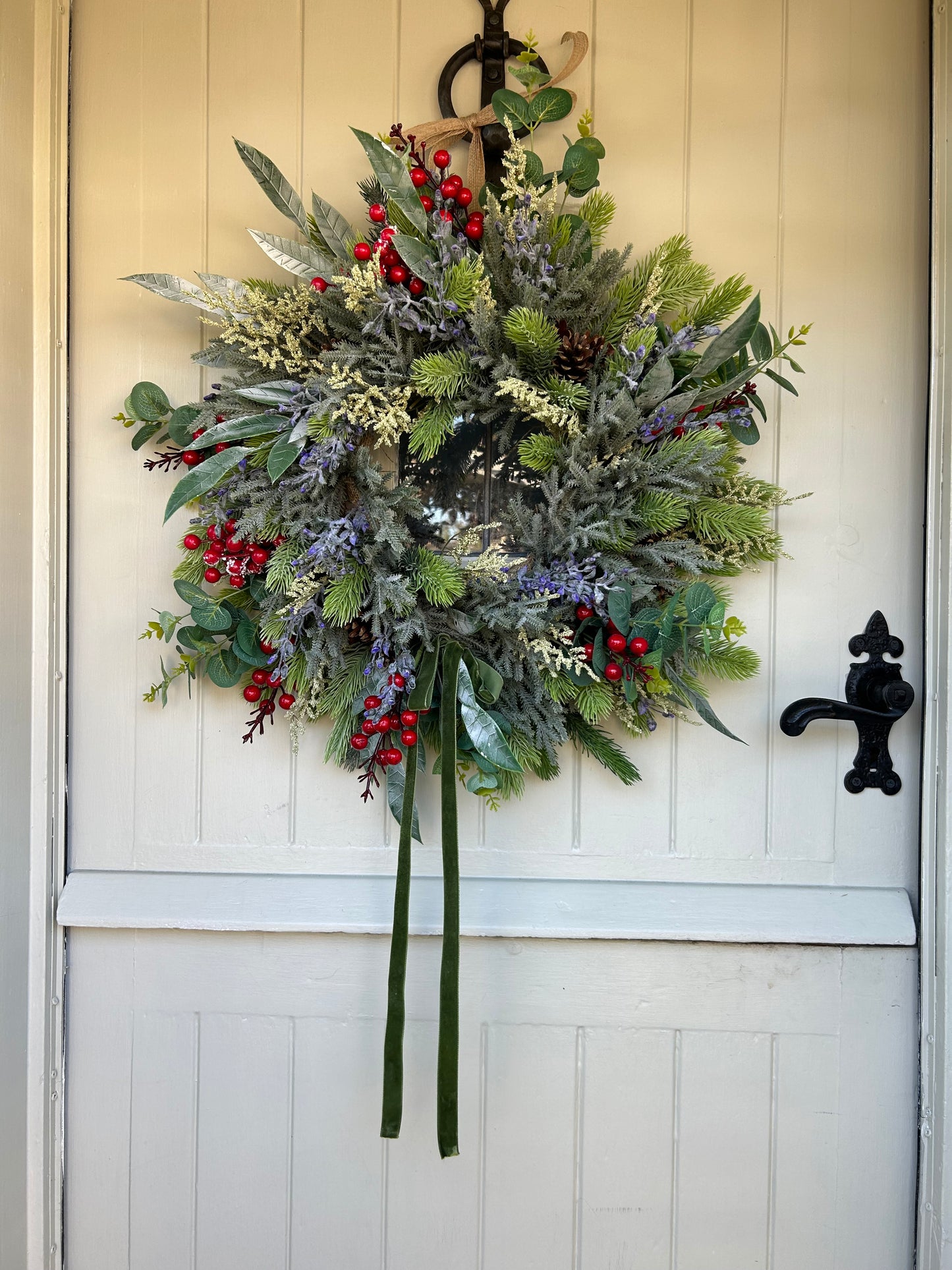 “NORTON” winter/ christmas artificial wreath (FREE P&P)