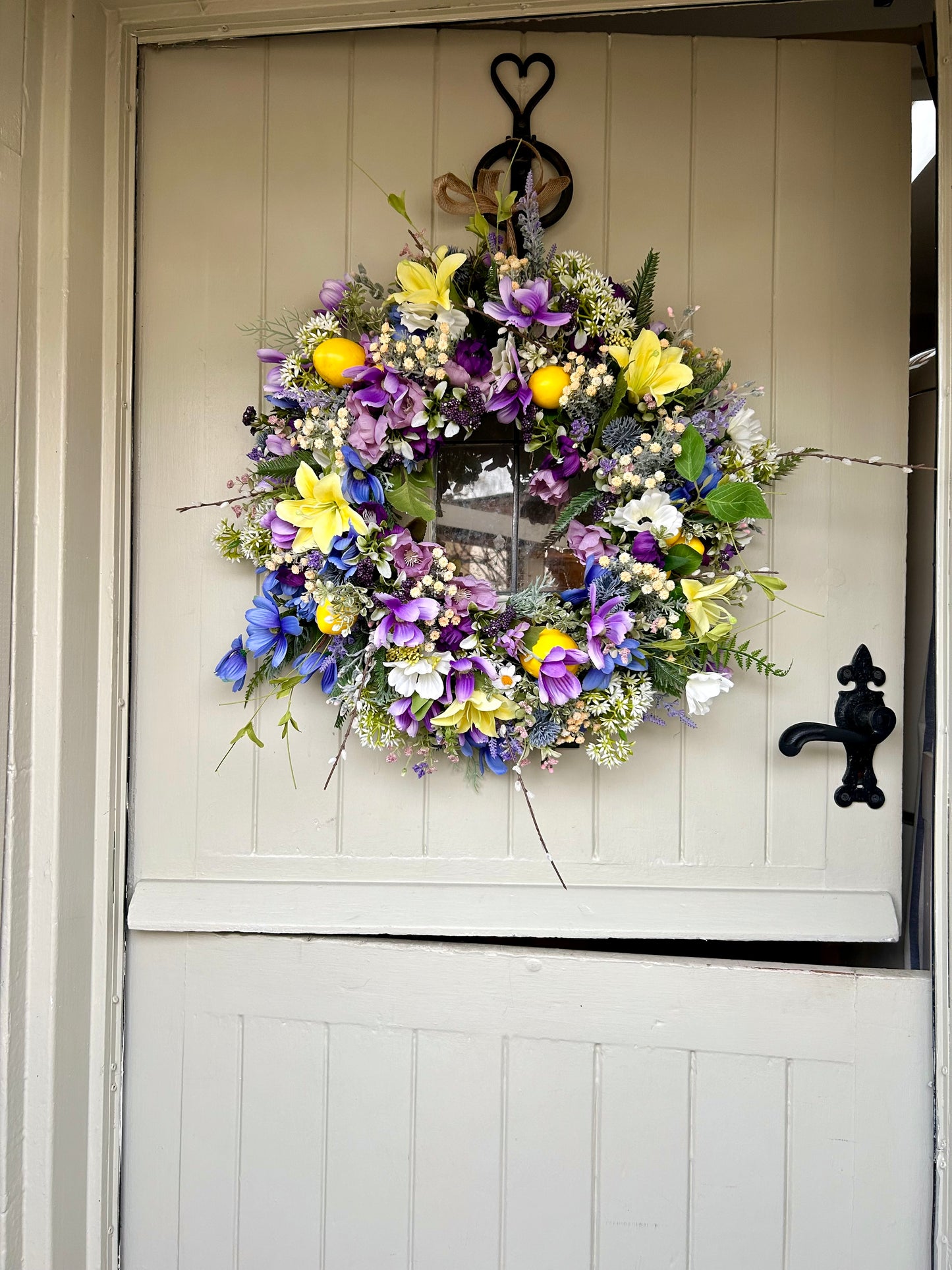 “Maddie” artificial wreath (FREE P&P)