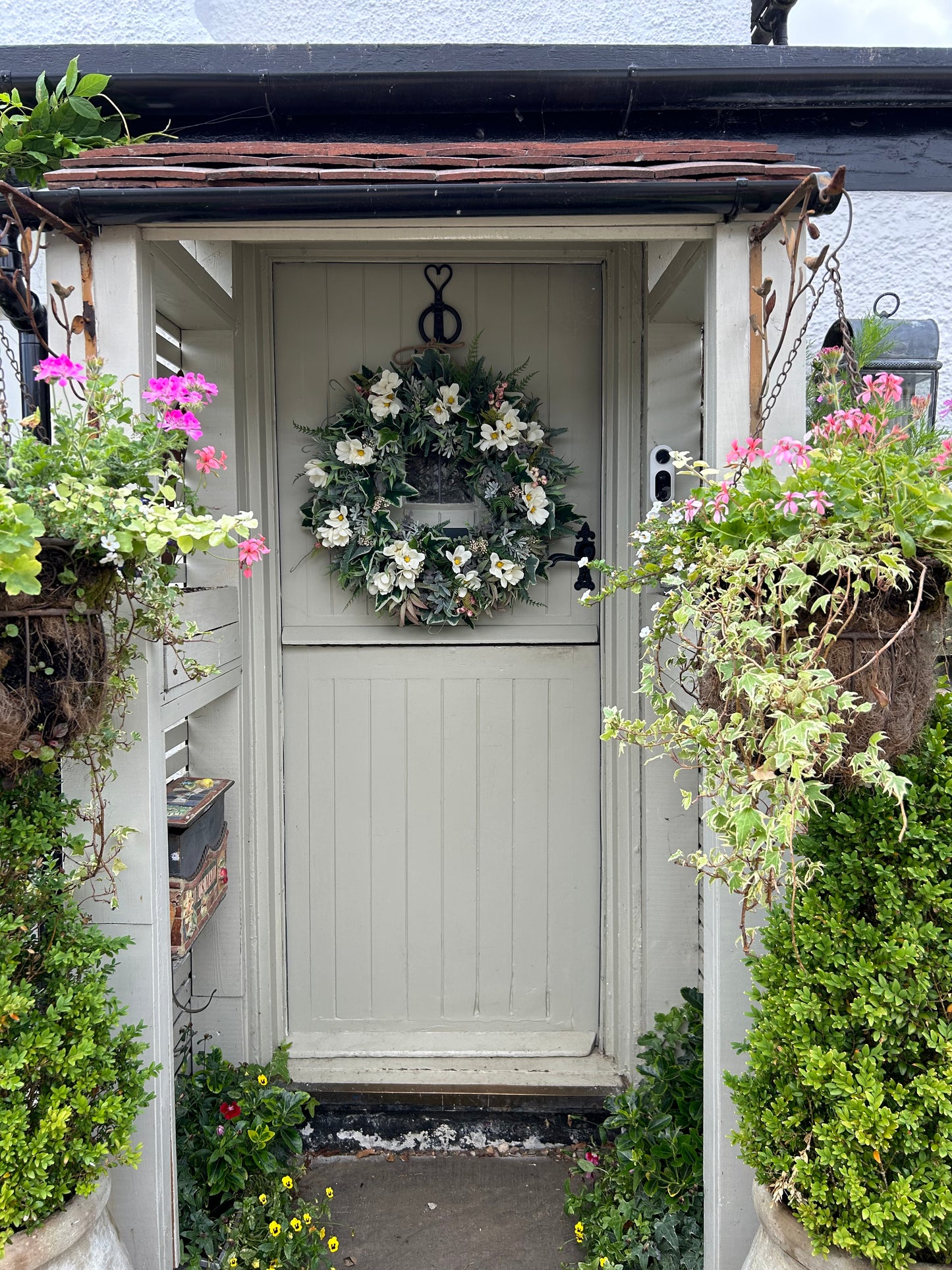 “NORA” all year wreath (FREE P&P)