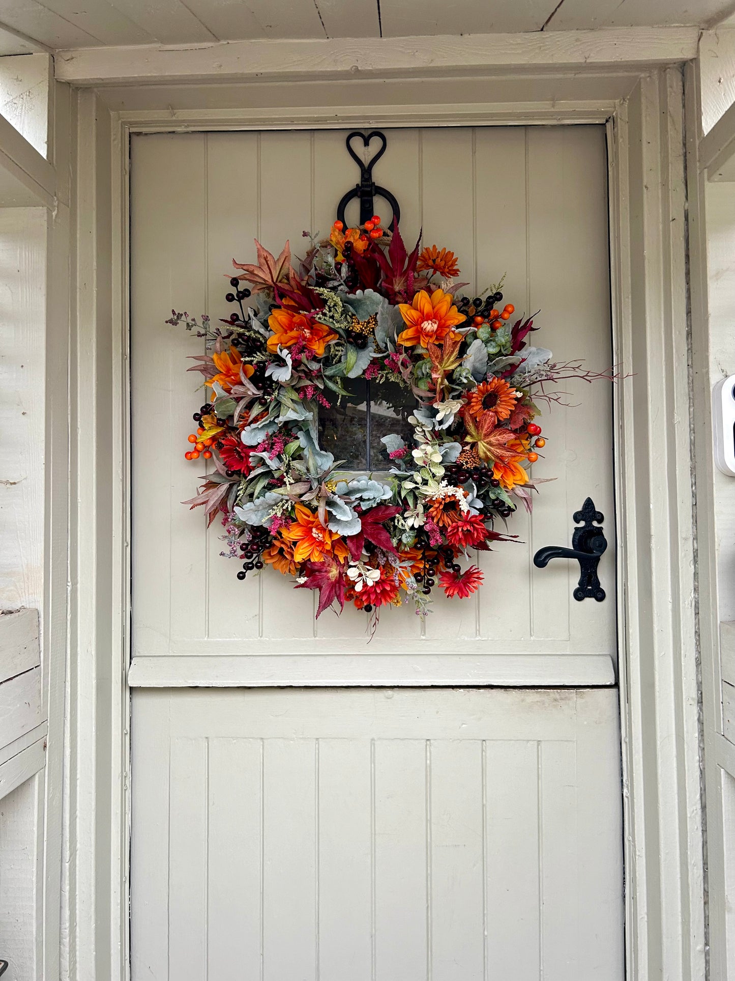 “MARLEY” ready to post ARTIFICIAL wreath (FREE P&P)