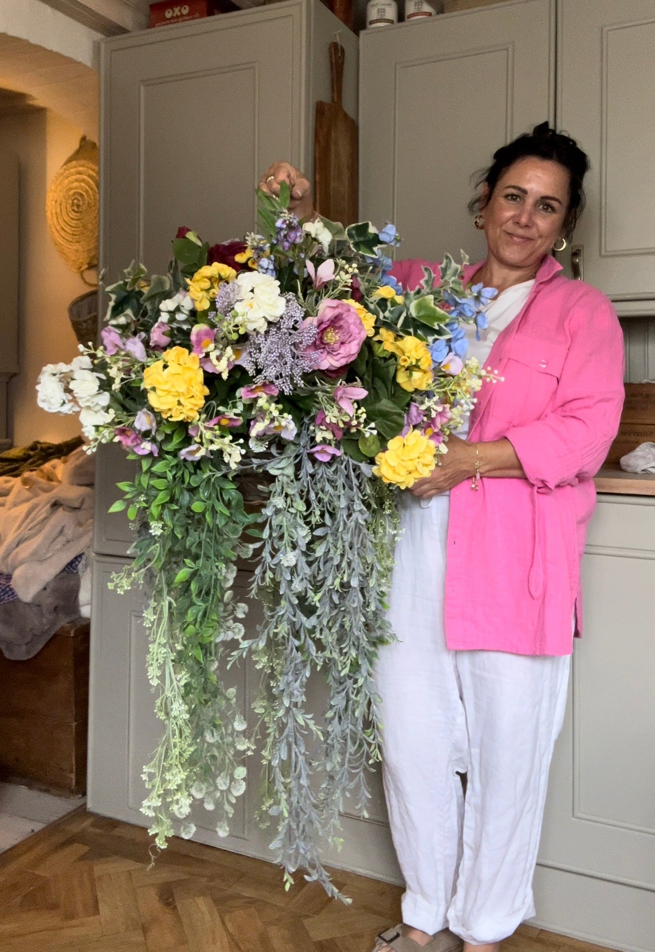 “Dream” Luxury artificial hanging basket (FREE P&P)