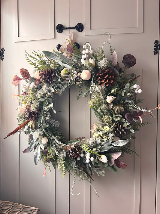 “ALICE' artificial winter faux Wreath
