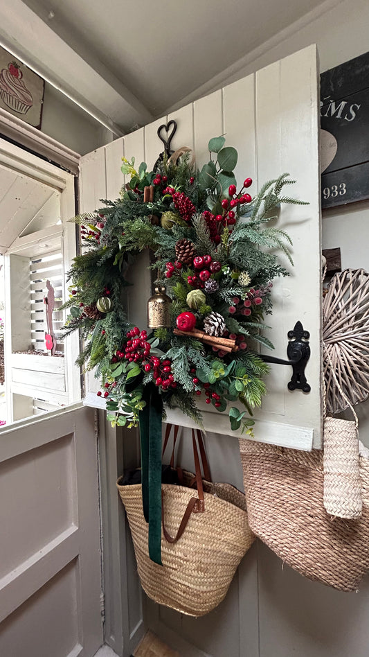 “FOREST BERRY” Christmas wreath (FREE P&P)