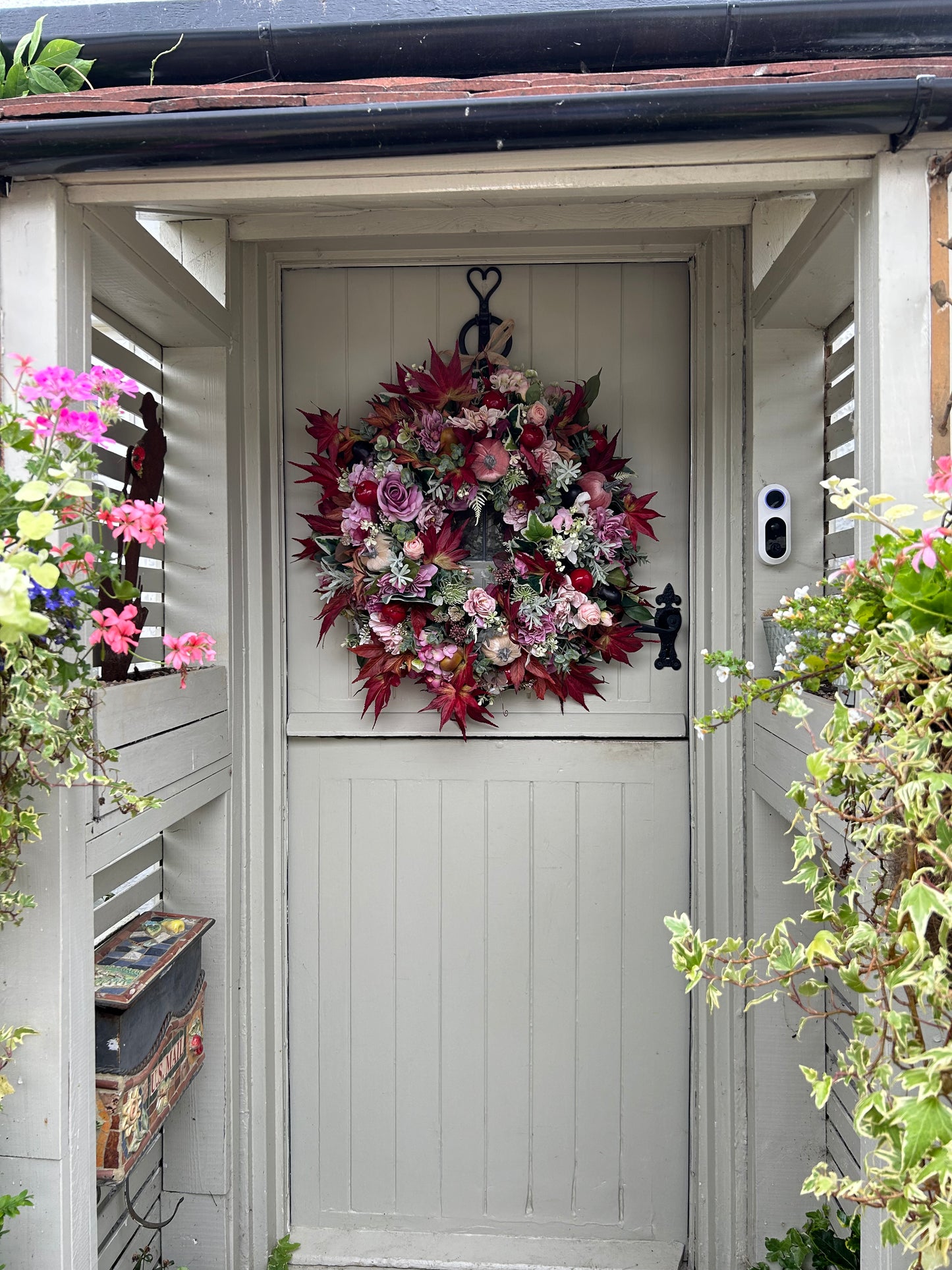 “CHRISTY” ready to post ARTIFICIAL wreath (FREE P&P)