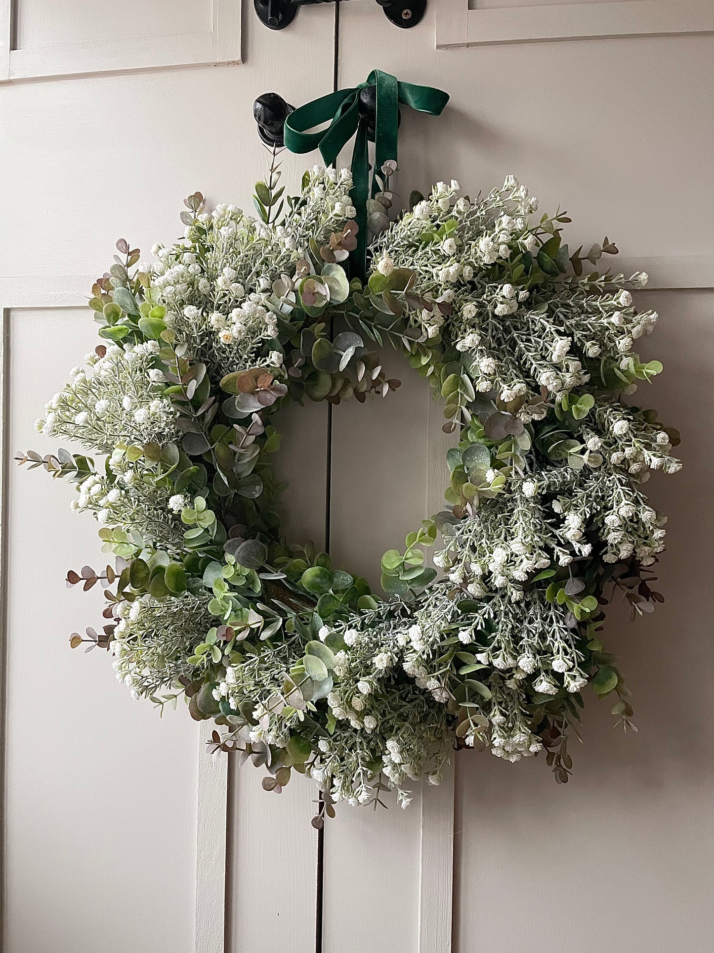“LADY EARL” faux wreath