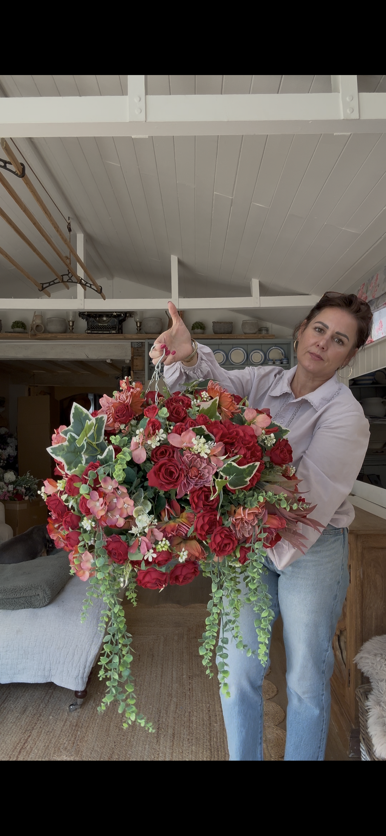 “Bella” winter Luxury artificial hanging basket (FREE P&P)
