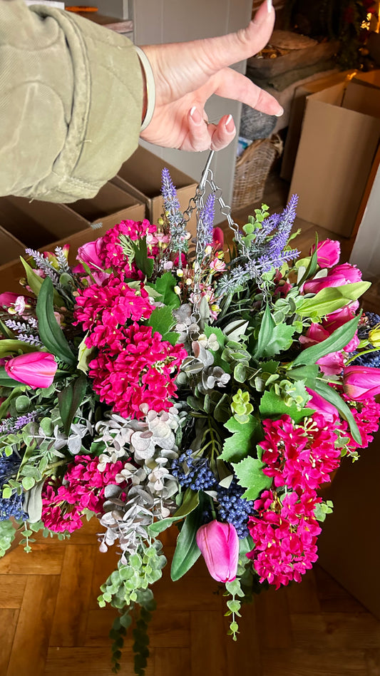 “JULIA” Luxury artificial hanging basket (FREE P&P)