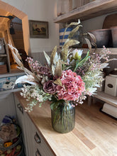 Load image into Gallery viewer, “PEGGY” Luxury bouquet (free P&amp;P)
