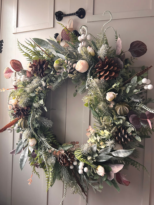 “ALICE' artificial winter faux Wreath