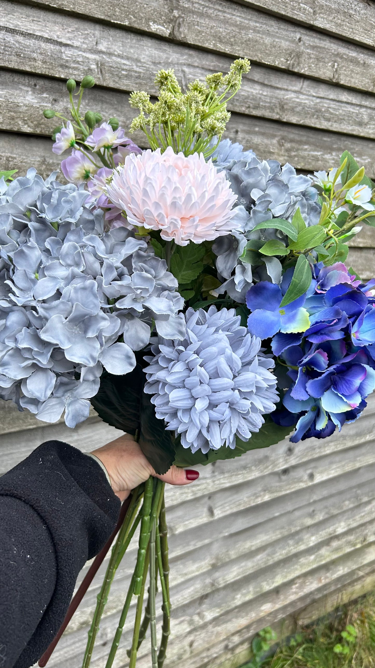 Bouquet ready to post free P&P