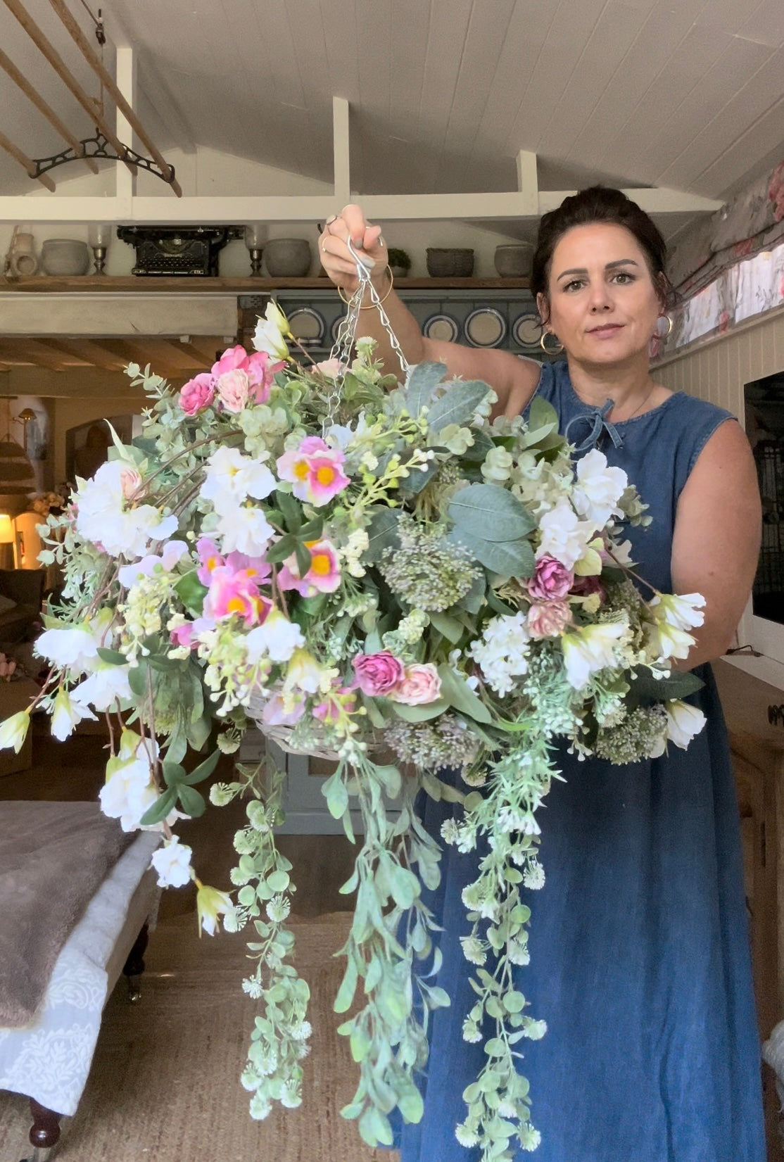 “PIPPA” Luxury artificial hanging basket (FREE UK P&P) (Copy)